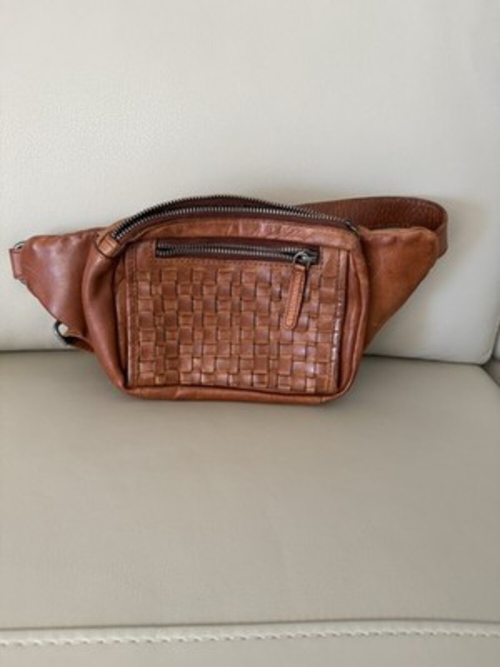 Vilenca Holland Leather Woven Crossbody Pouch Bag Brown